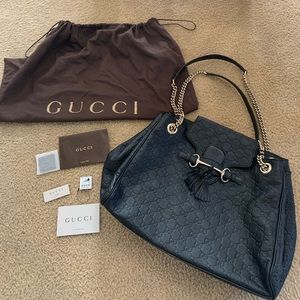 GUCCI Emily Guccissima Leather Shoulder Bag